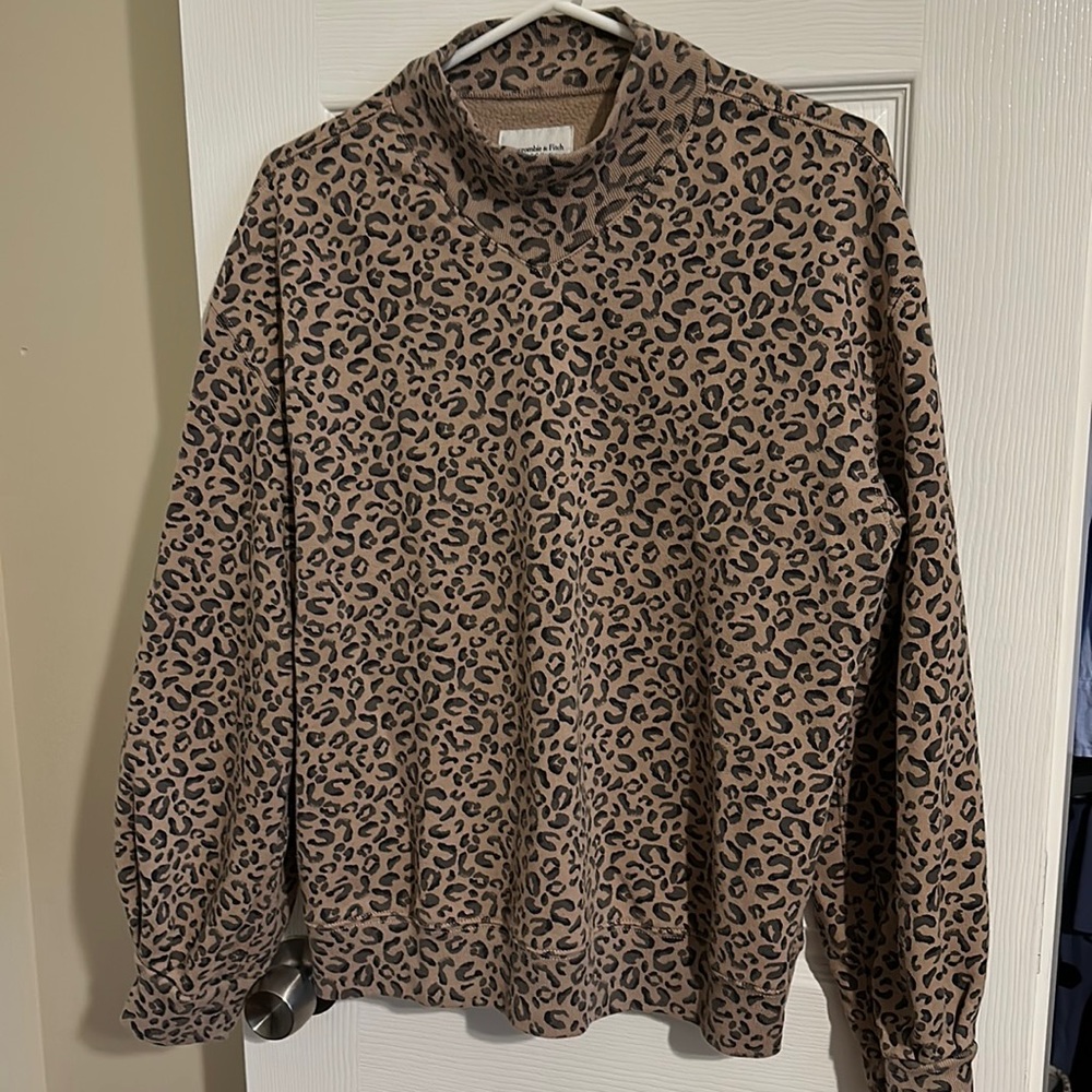 Abercrombie & Fitch sweatshirt